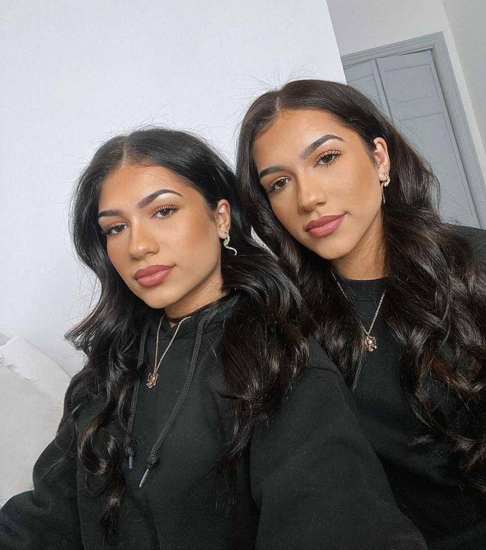 Mian Twins (instagram.com/aishamian)