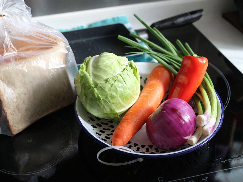 Bahan-bahan untuk membuat gilgeori toast (yingchen.life)