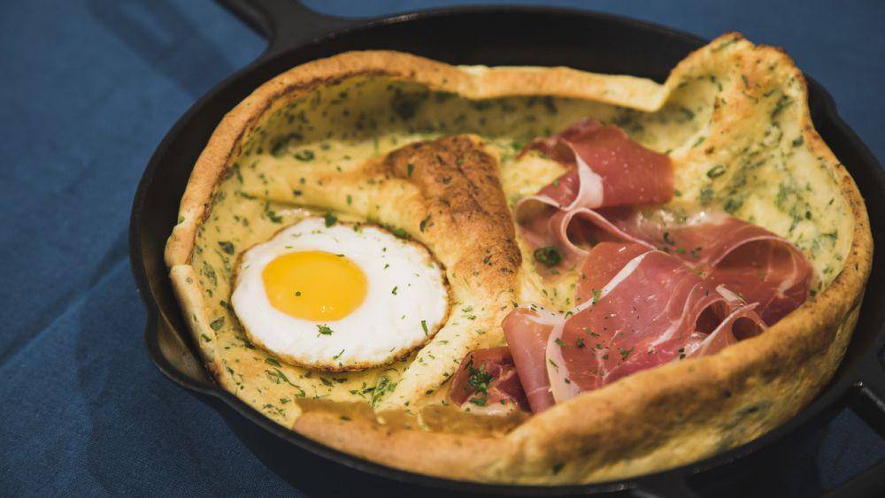 ilustrasi egg dutch baby (tastemade.com)