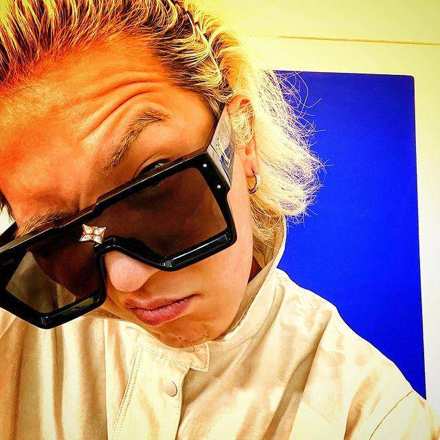 Song Mino (instagram.com/realllllmino)