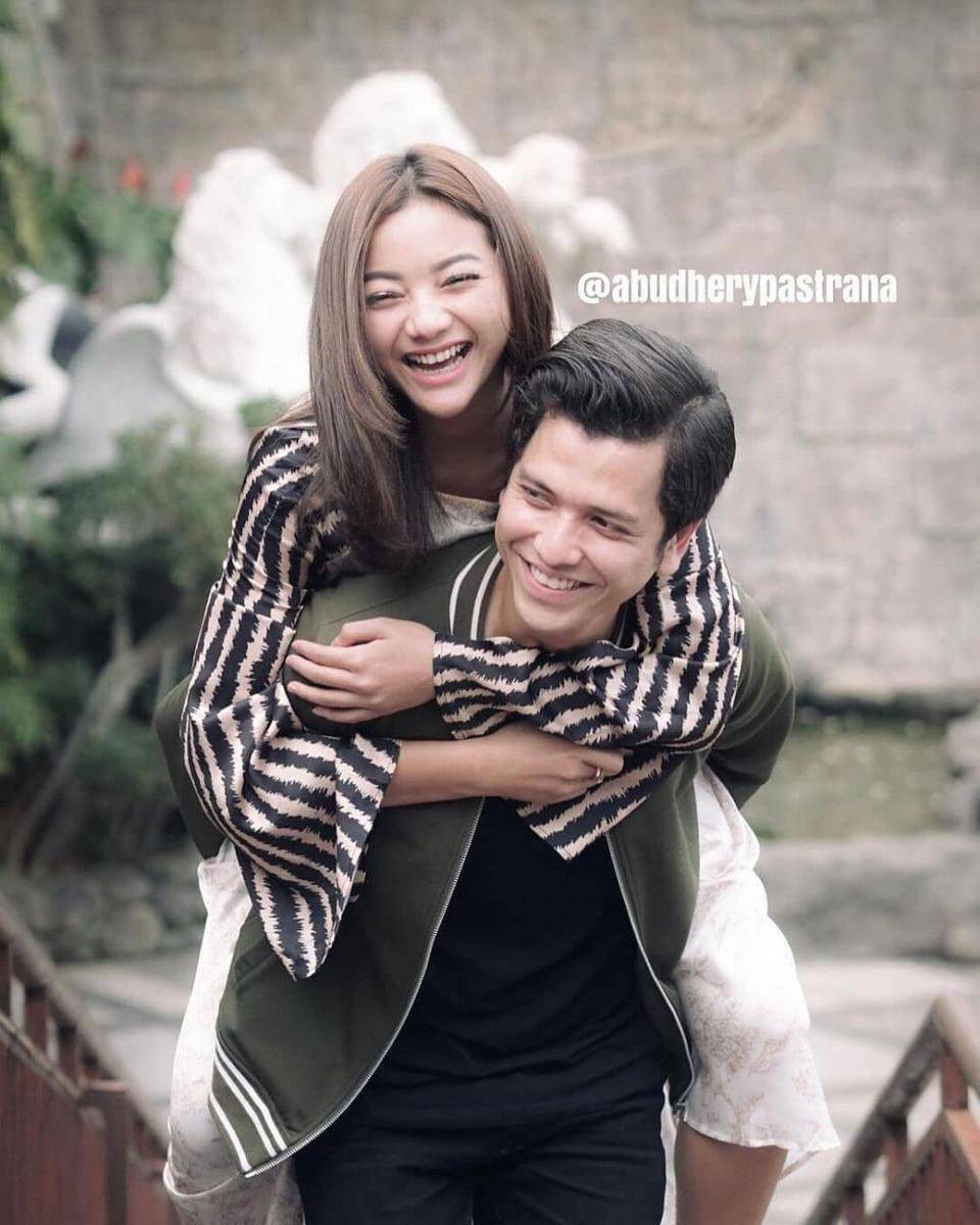 Glenca Chysara dan Rendi Jhon (instagram.com/abudherypastrana)