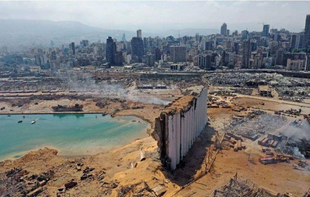 Kondisi Kota Beirut usai ledakan besar. (instagram.com/arabsphere_)