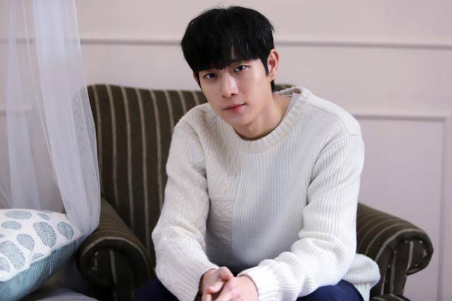 Kim Young Dae resmi mundur dari School 2021 (news.zum.com)
