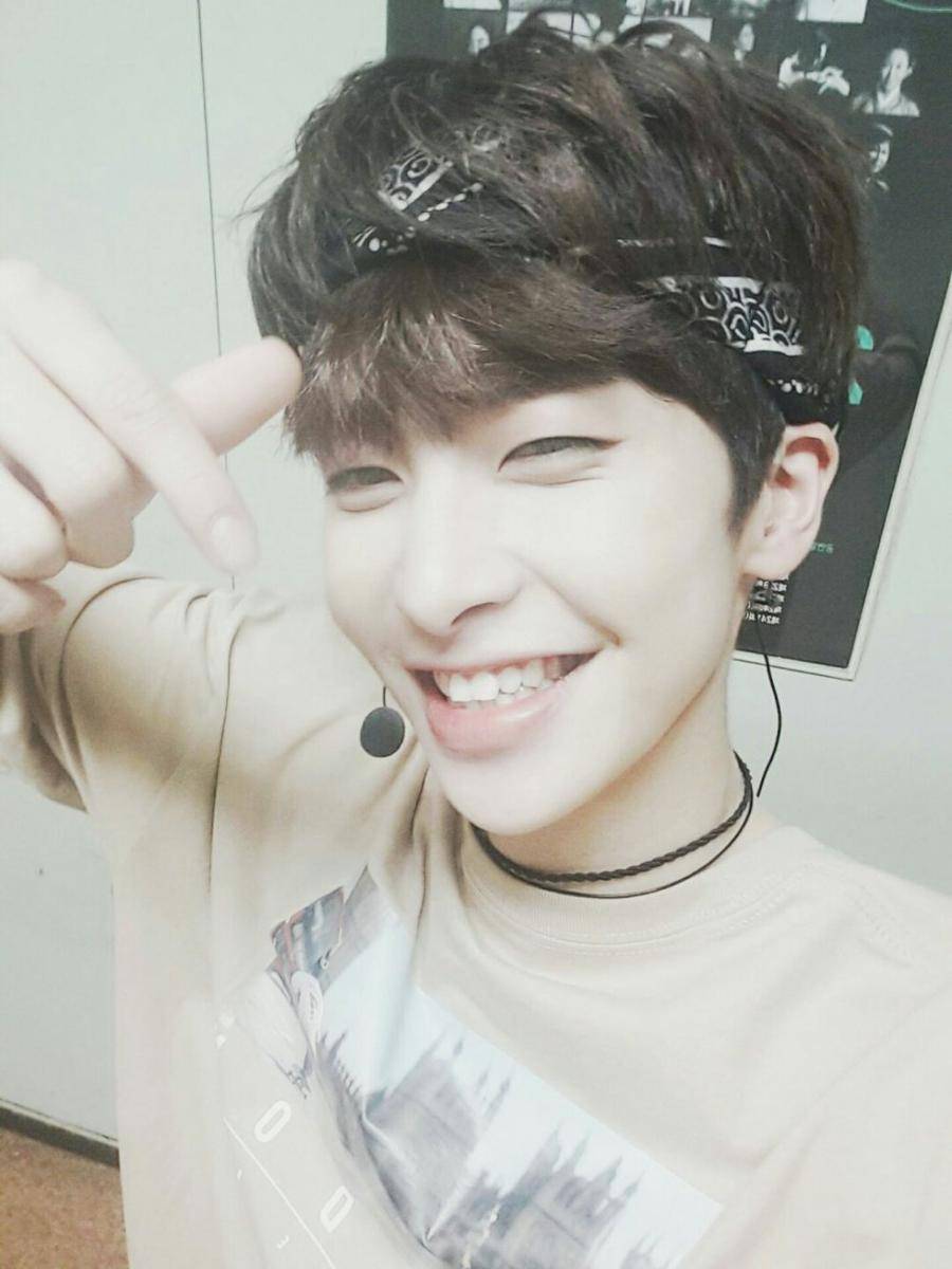 Xiao UP10TION (twitter.com/UP10TION)