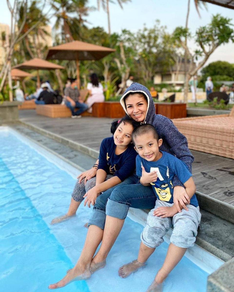 Intan RJ (instagram.com/intanrj22)