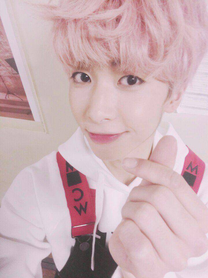 Xiao UP10TION (twitter.com/UP10TION)