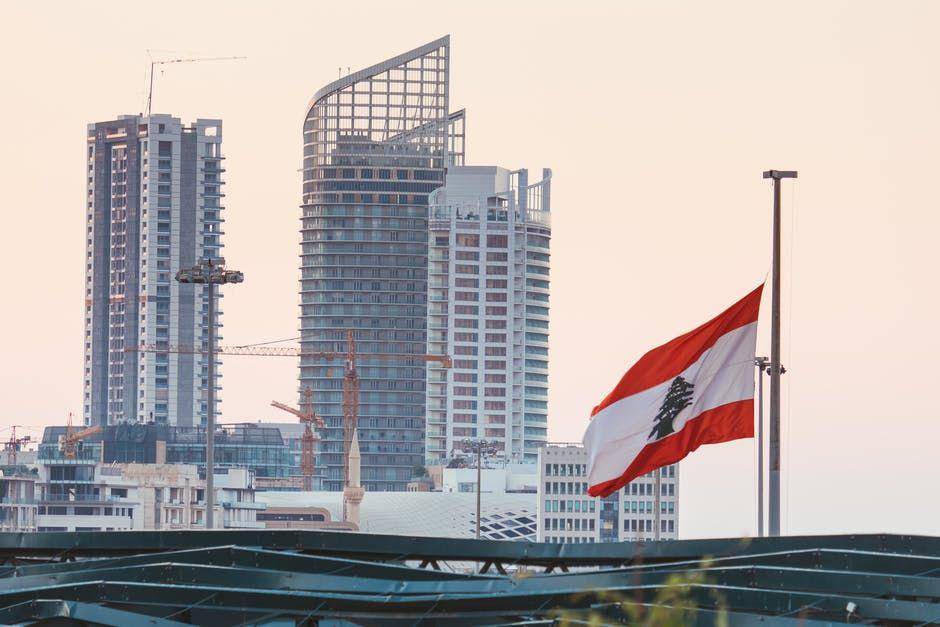 Bendera Lebanon. (Pexels.com/Jo Kassis)