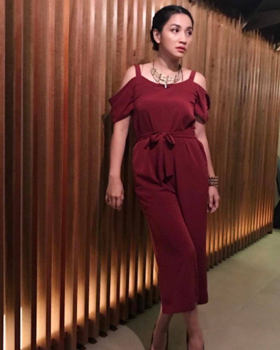 Hesti Purwadinata  (instagram.com/hestipurwadinata/)