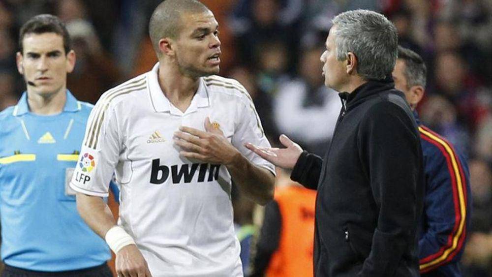 Jose Mourinho dan Pepe (eurosport.com)