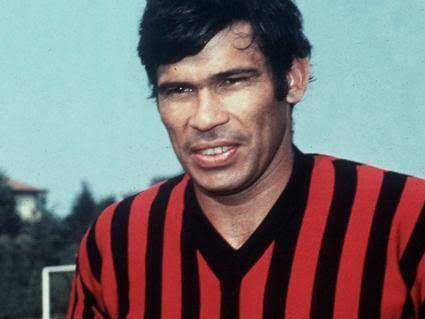 Nestor Combin (strikerfootball.ru)