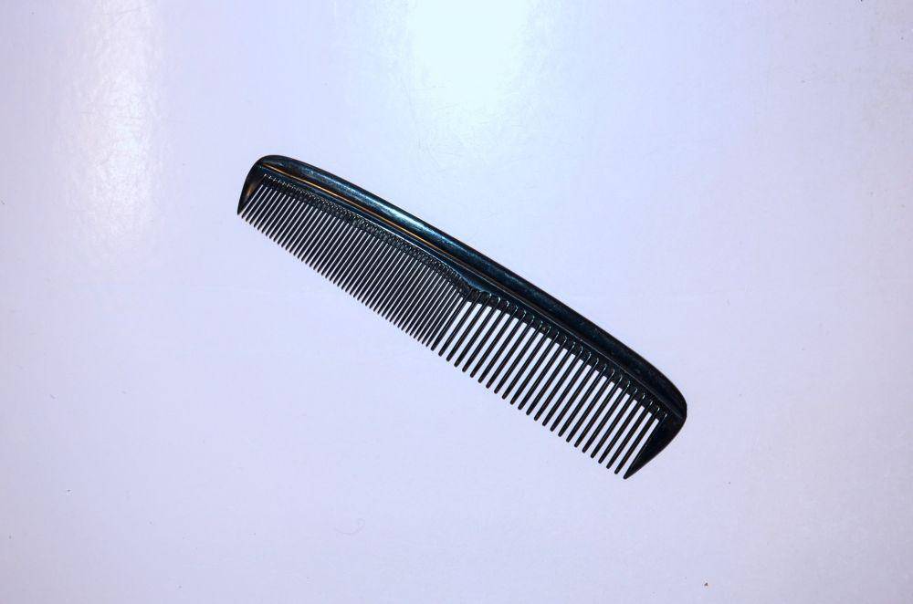 sisir (Pexels.com/Skylar Kang)