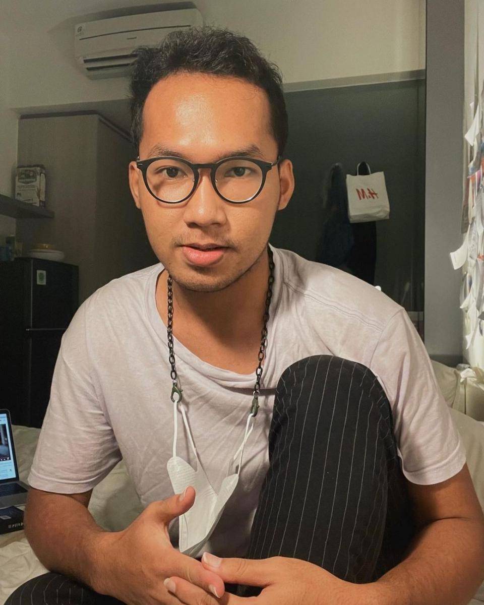 Bagas (instagram.com/bagas.personal)