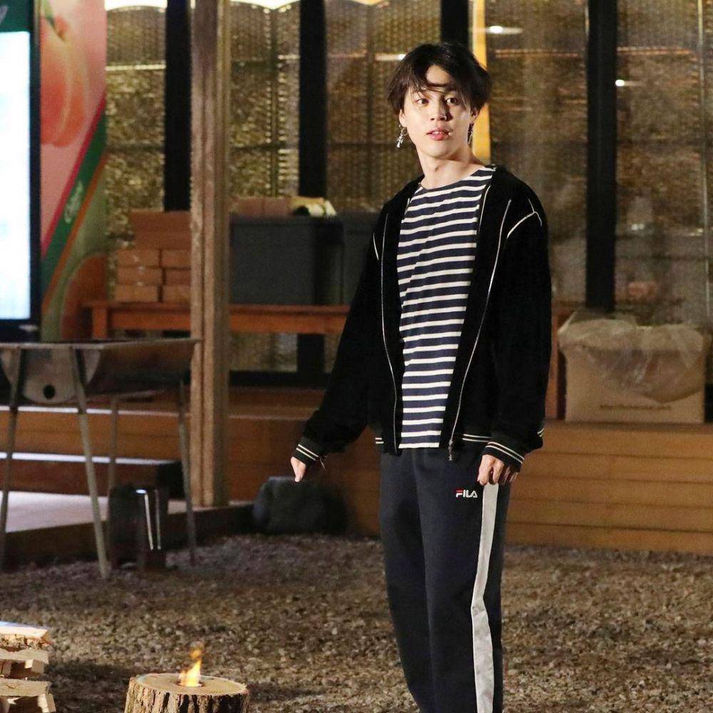 Ide style kencan simpel ala Jimin BTS (Instagram.com/jimin)