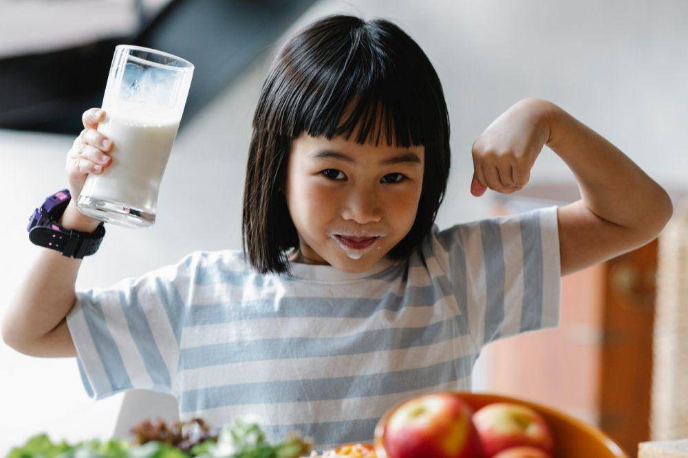 ilustrasi makan makanan sehat dan bergizi (pexels.com/Alex Green)