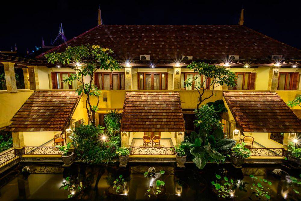 Hotel Lotus Garden (lotusgardenhotel.com)