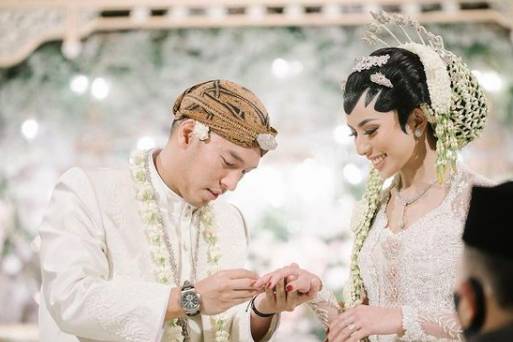 Kemesraan Vanya Istarinda dan Arya Bakrie (instagram.com/vannya.istarinda)