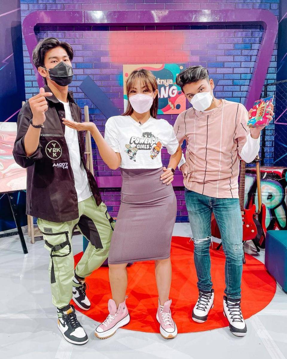 Ayu Dewi, Anrez Adelio, Asyraf Jamal (instagram.com/mrsayudewi/)