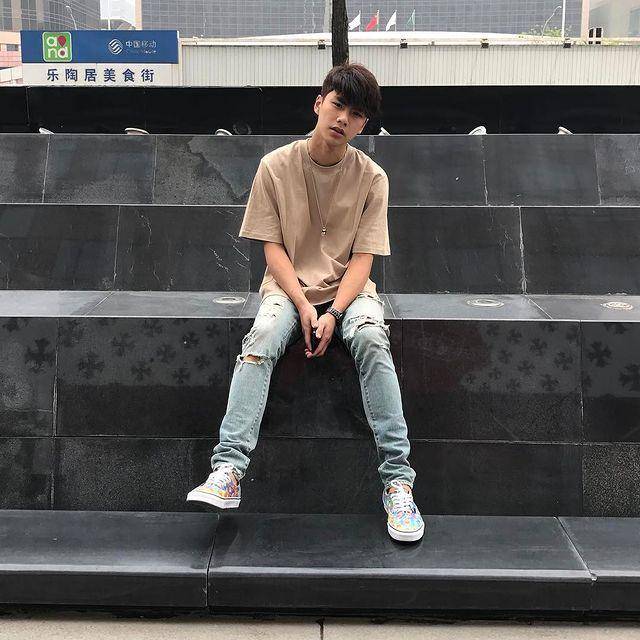 Ohm Pawat (https://instagram.com/ohmpawat?utm_medium=copy_link)