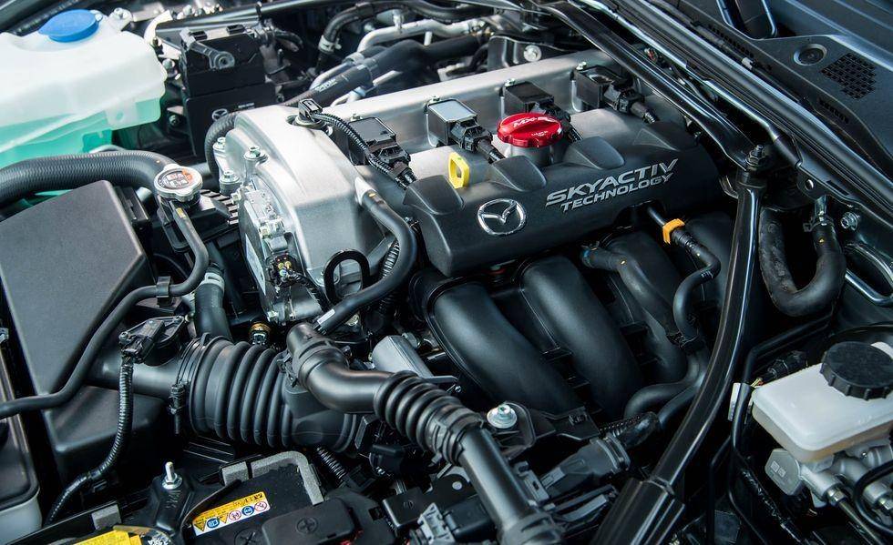 Mazda MX-5 Miata (caranddriver.com)