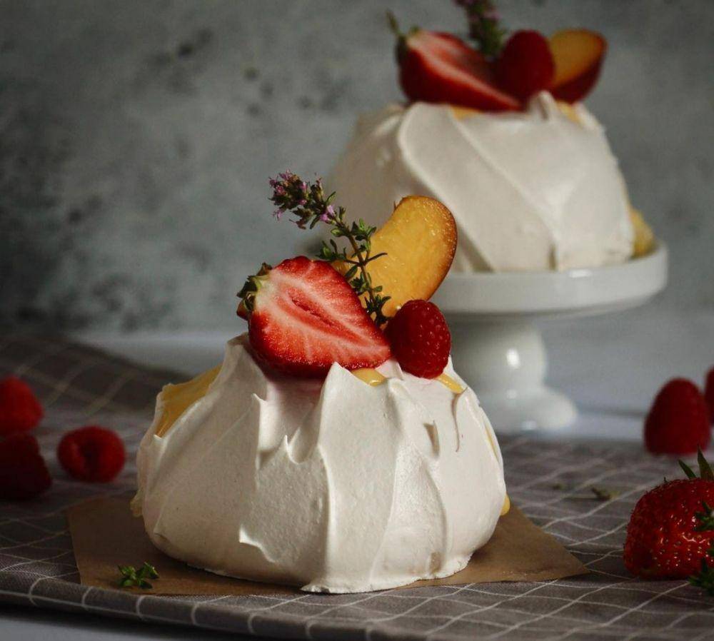 ilustrasi pavlova (Instagram.com/casseroleetchocolat)