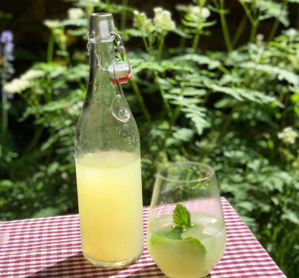 lemon barley water (Instagram.com/jennetw)