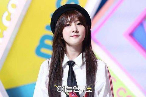 Kim Sae Ron (www.wowkorea.live)