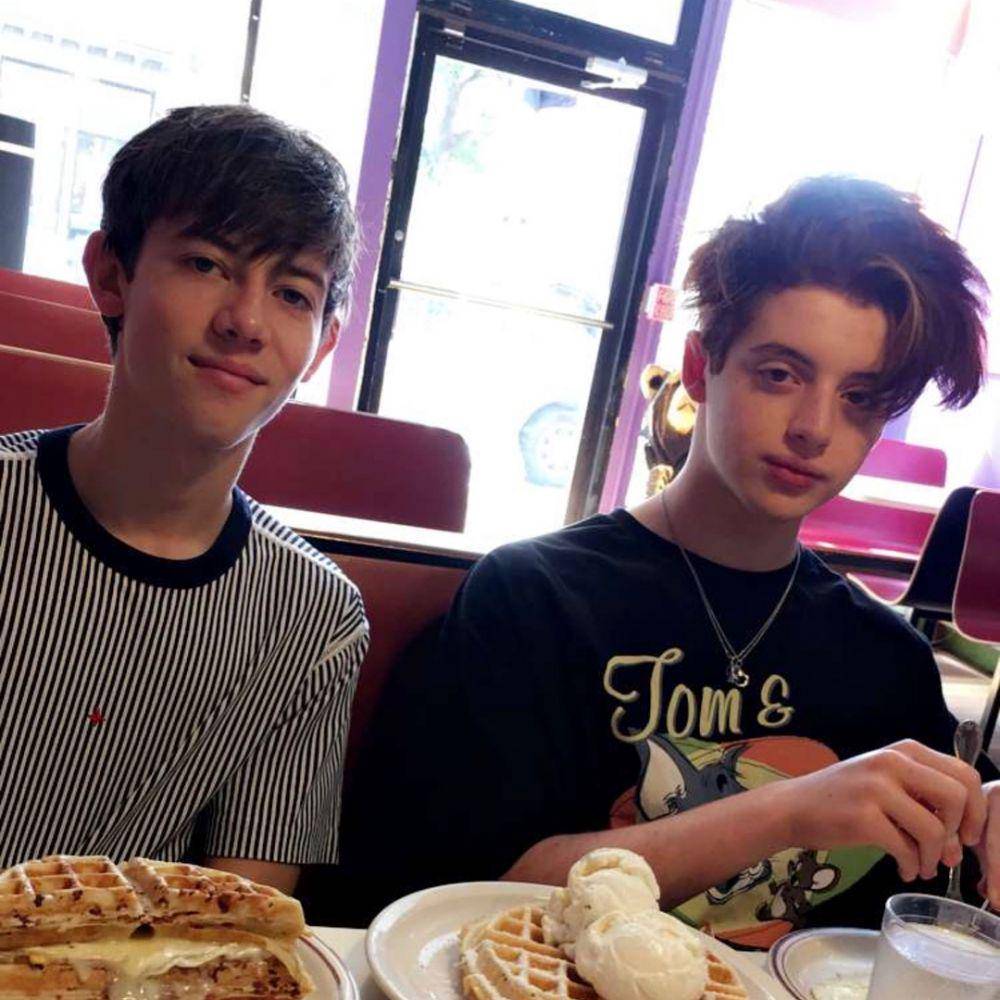Thomas Barbusca dan Griffin Gluck (instagram.com/thomasbarbusca)