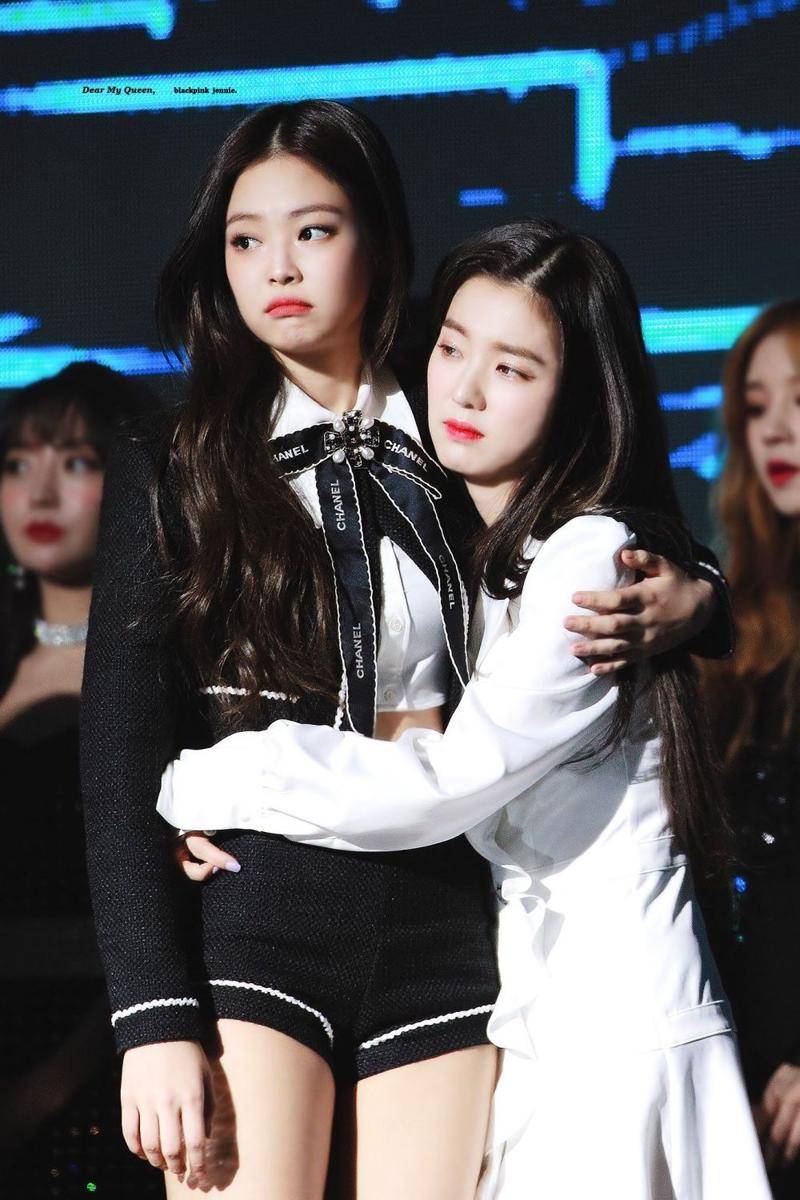 Jennie dan Irene (koreaboo.com)