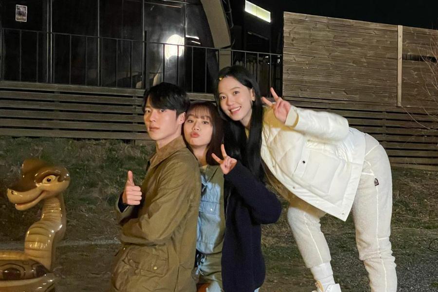 9 Potret Akrab Kang Han Na dengan Pemain Drama My Roommate is a Gumiho