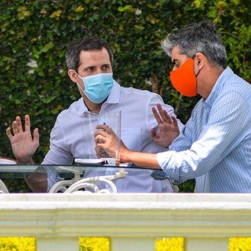 Pemimpin oposisi Venezuela Juan Guaido dengan Emilio Grateron. (instagram.com/emiliograteron)