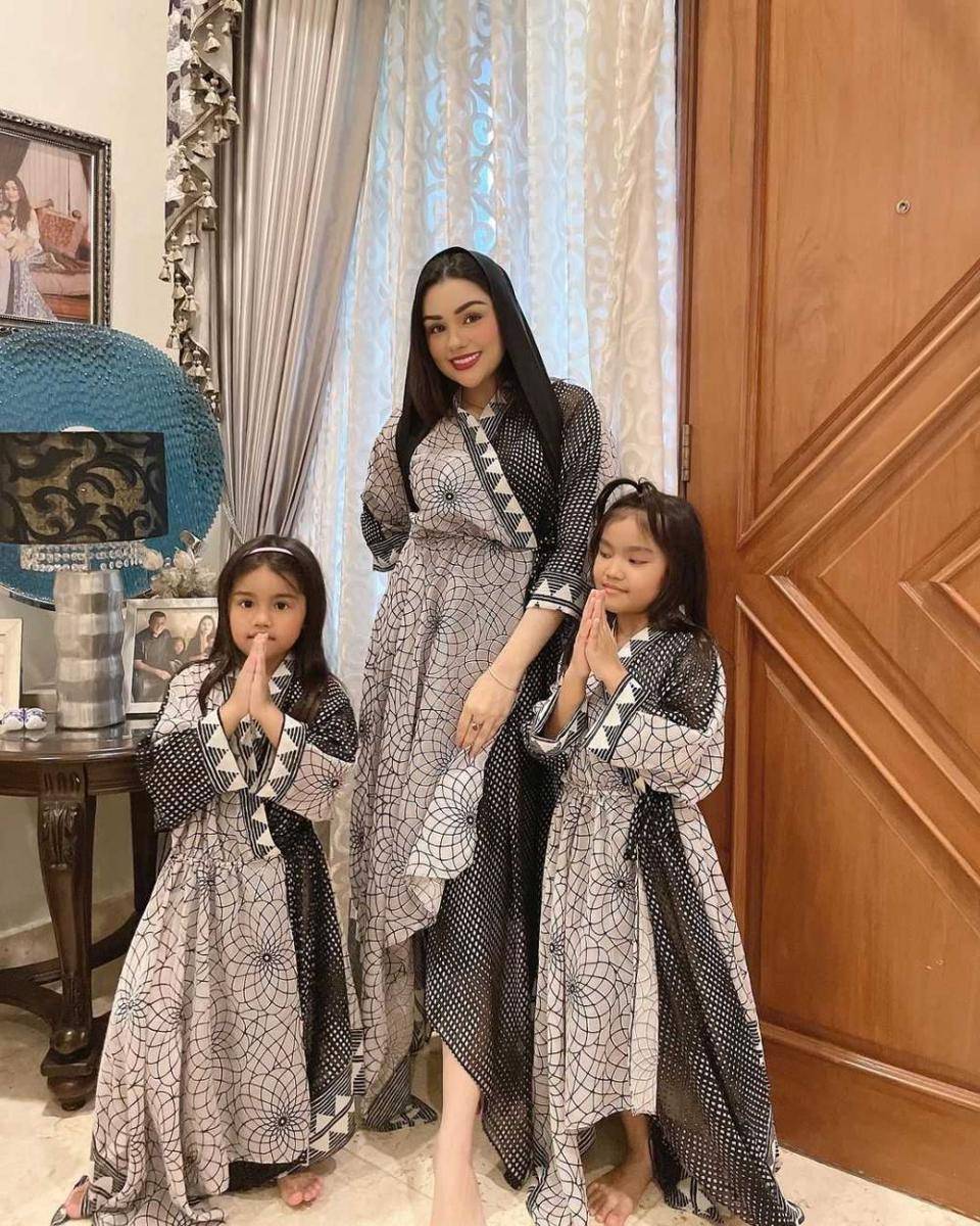 ibu tiri Teuku Rassya (instagram.com/nourahsheivirah)