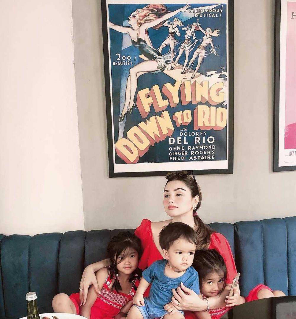 ibu tiri Teuku Rassya (instagram.com/nourahsheivirah)