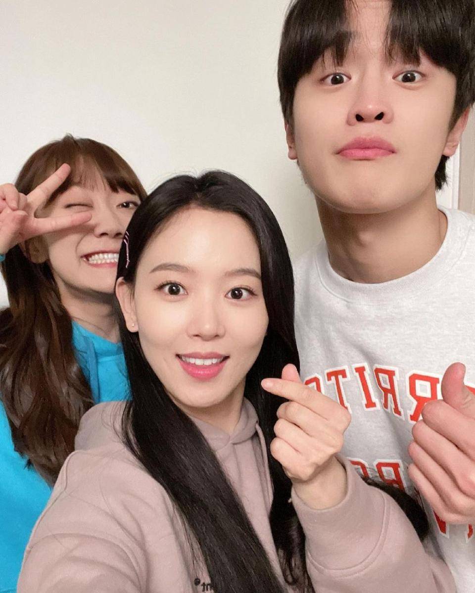 Kang Han Na, Kim Do Wan, dan Park Kyung Hye (instagram.com/k_hanna_)