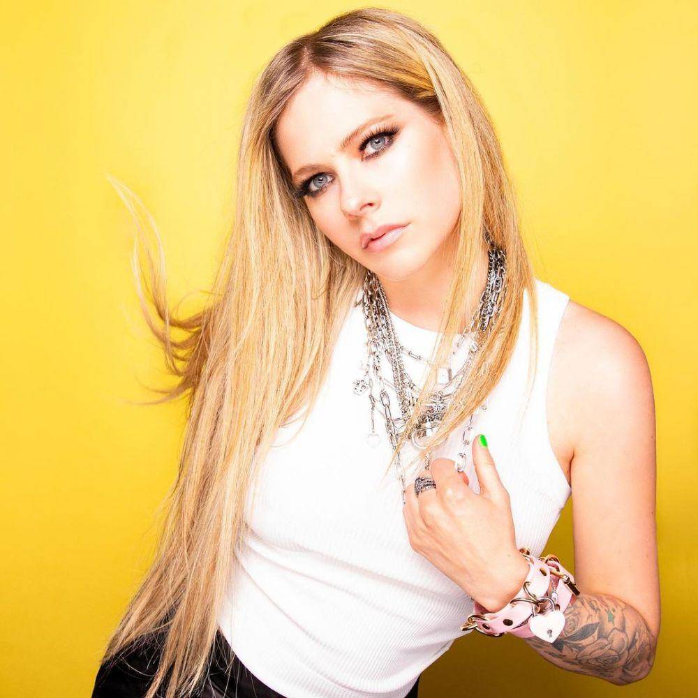 Avril Lavigne (instagram.com/avrillavigne)