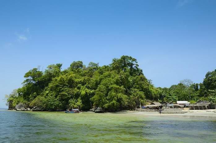 Ragam Petualangan Seru Wisata di Pulau Penjara Nusakambangan