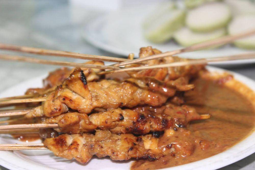 Sate Ayam Martawi, Wisata Kuliner Cilacap (inibaru.id)