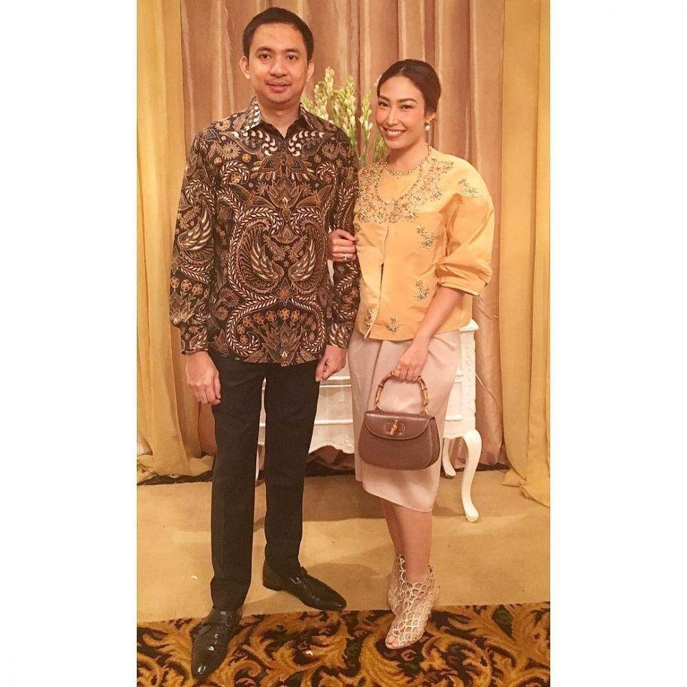 Ayu Dewi (instagram.com/mrsayudewi)