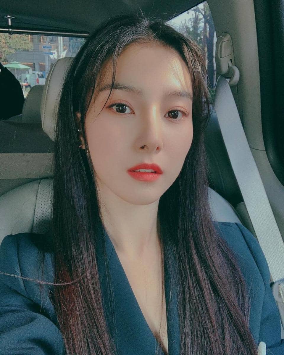 Kim So Eun (instagram.com/socun89)
