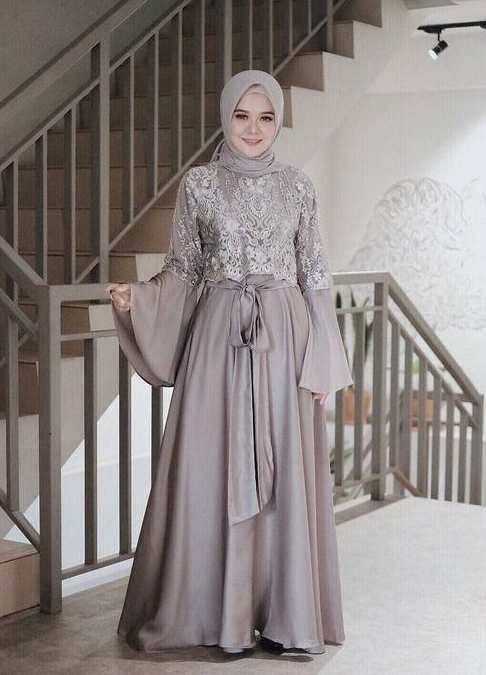 baju kondangan brokat abu-abu (instagram.com/kebayareferensi)