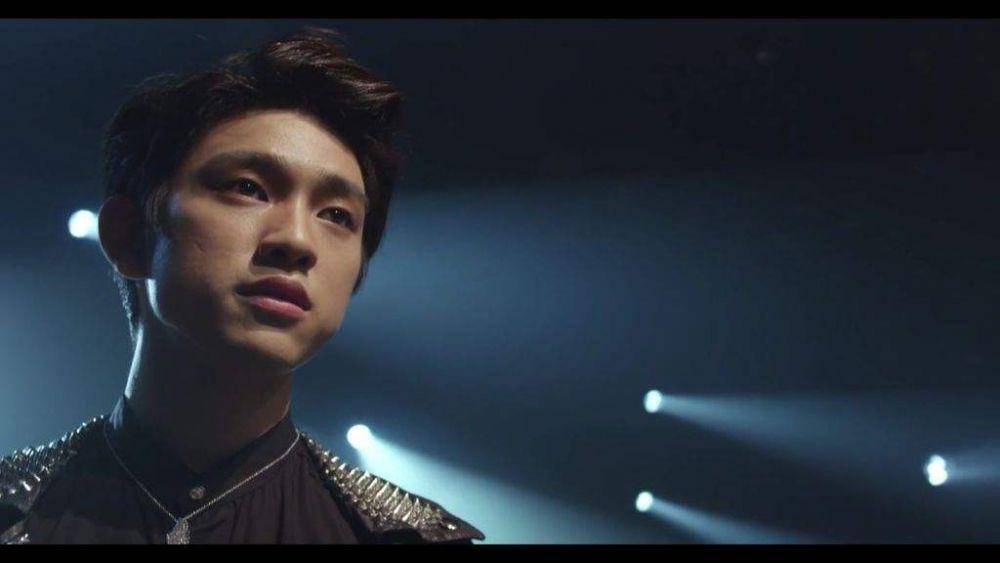 Jinyoung GOT7 di web-drama Dream Knight (aminoapps.com)