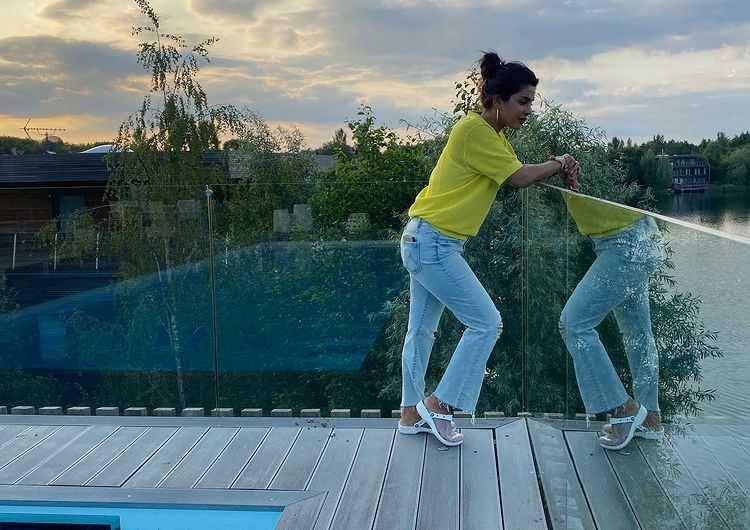 ultah Priyanka Chopra (instagram.com/priyankachopra)