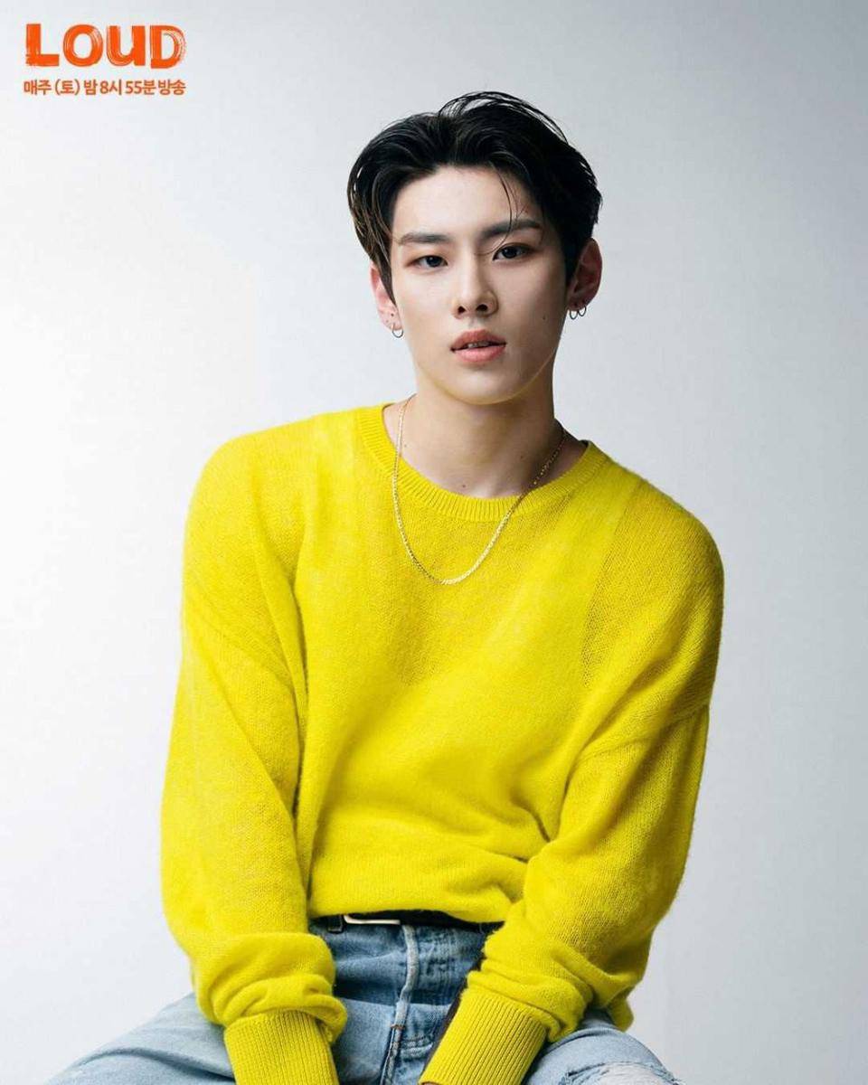 Woo Kyung Jun (instagram.com/sbs_loud.official)