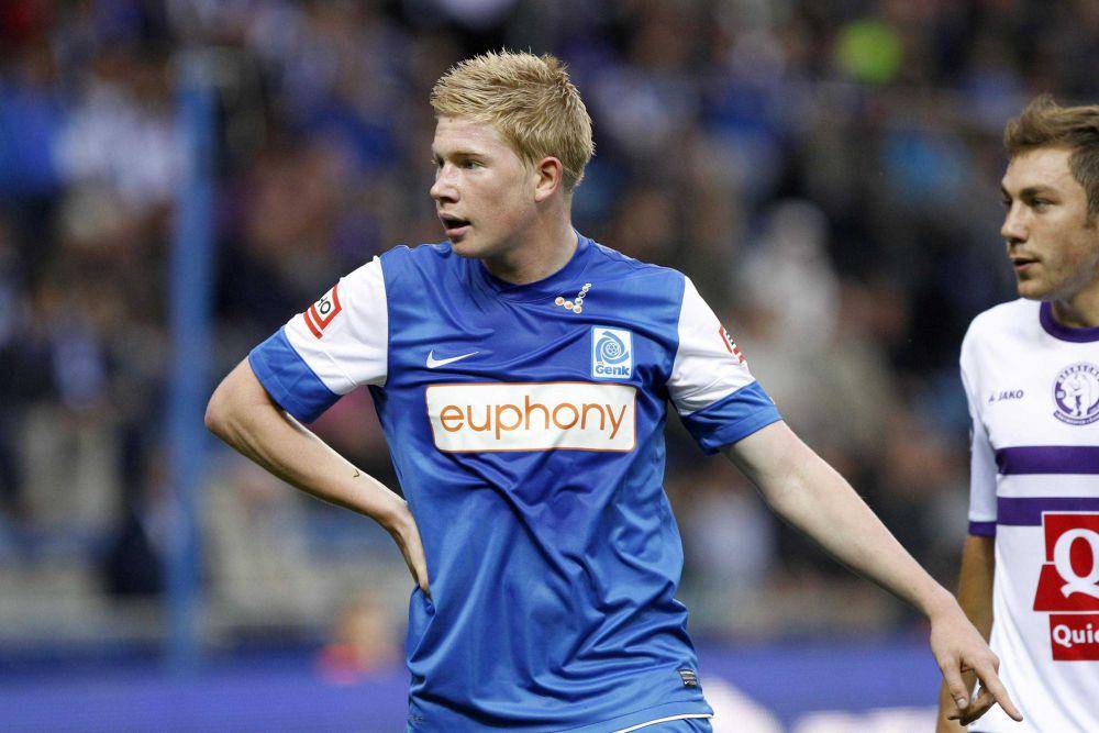 Kevin De Bruyne dengan jersey KRC Genk (bleacherreport.com)