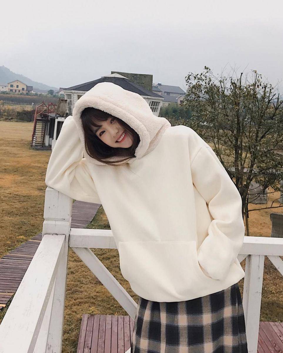 Hu Yi Xuan (instagram.com/huyixuan95)