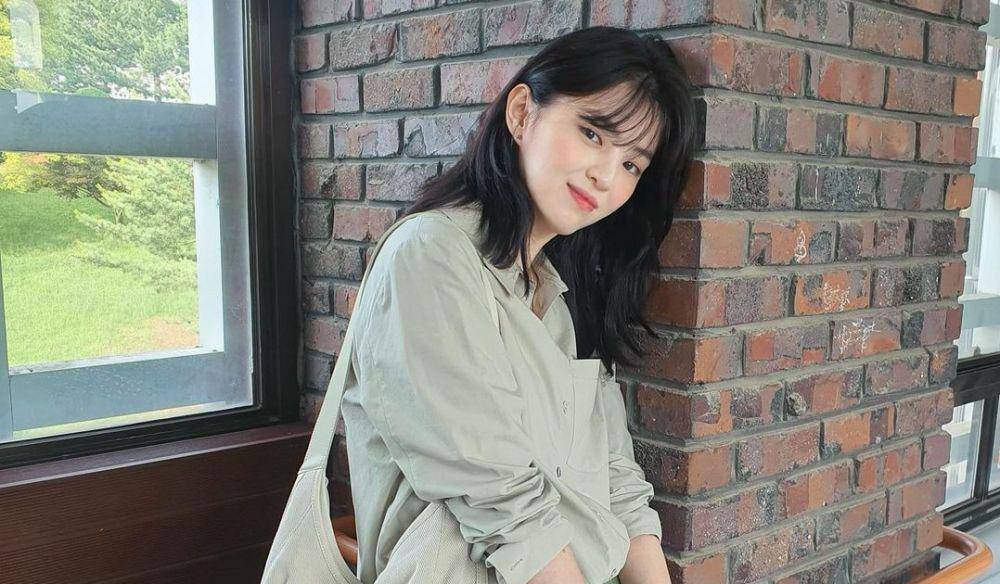 Han So Hee (instagram.com/xeesoxee)