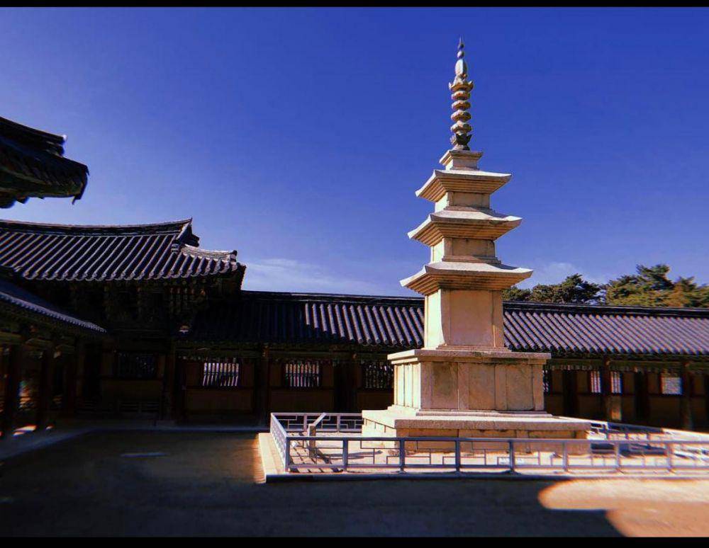 Pagoda Seokgatap atau Pagoda tanpa bayangan di Kuil Bulguksa (instagram.com/uberlab)