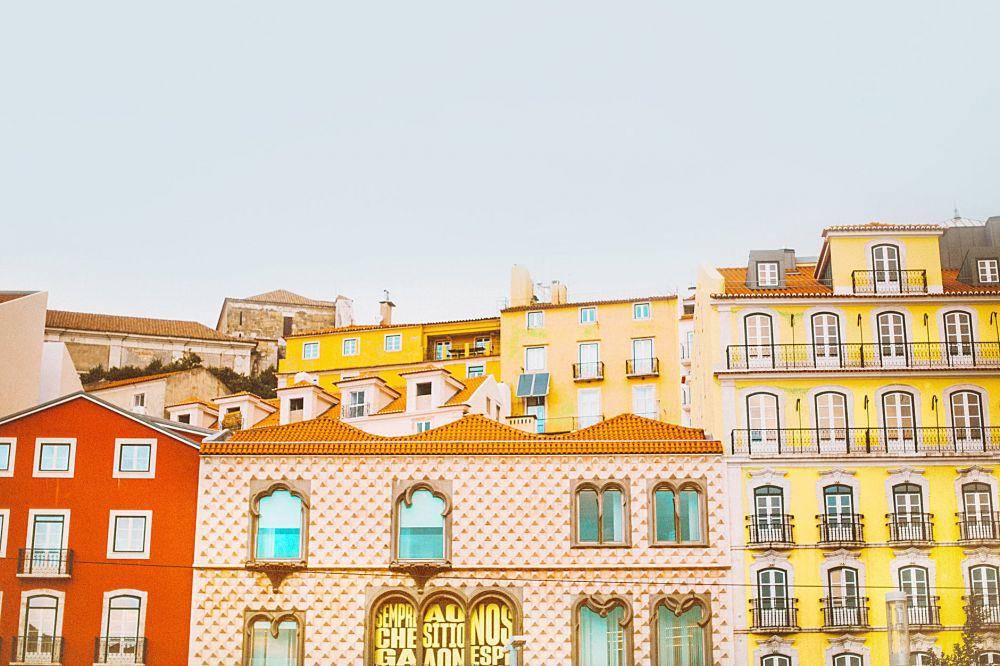Lisbon (pexels.com/Daria Shevtsova)