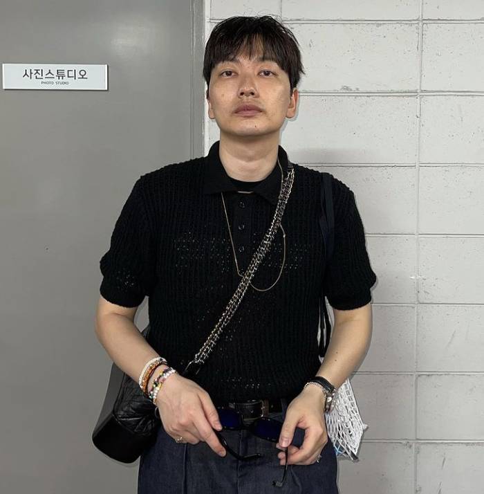 Lee Dong Hwi (instagram.com/dlehdgnl)