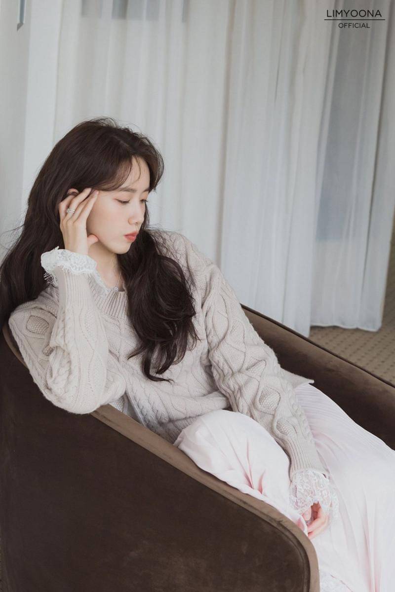 Yoona SNSD (post.naver.com/SMTOWN 신곡 포스트)