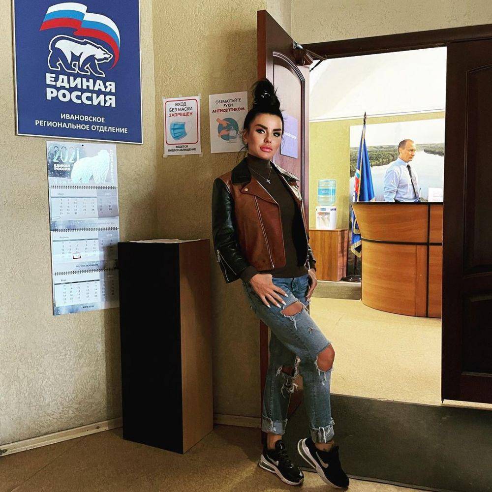 Julia Volkova (instagram.com/official_juliavolkova)